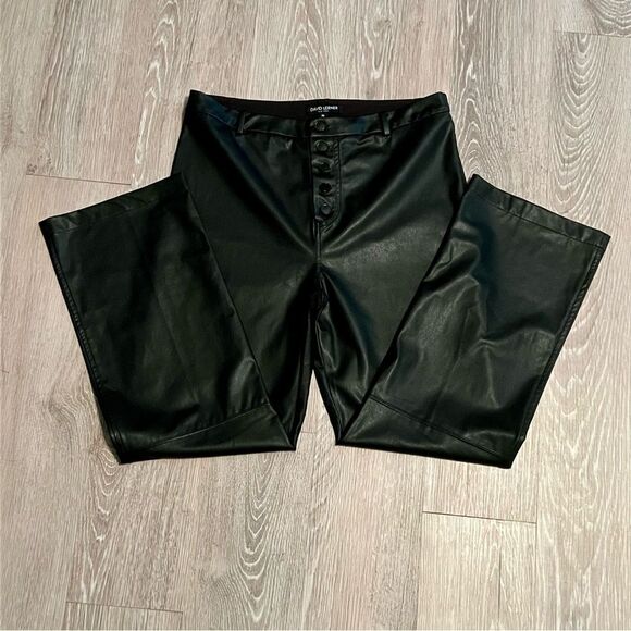 NEW David Lerner Black Faux Vegan Leather High Rise Button Fly Crop Flare Pant M - Picture 7 of 10